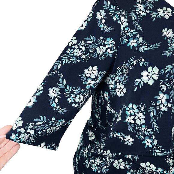 Catherine's Petite 14/16 Navy Floral Tiered Tunic Top V-Neck Stretch Jersey Knit - Picture 5 of 10